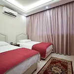 Al Jawhara Suites