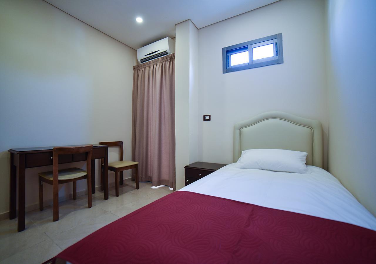 Al Jawhara Hotel